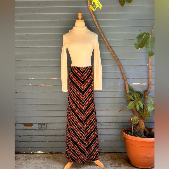 Vintage 70’s Carlette Maxi Dress - Picture 4 of 6